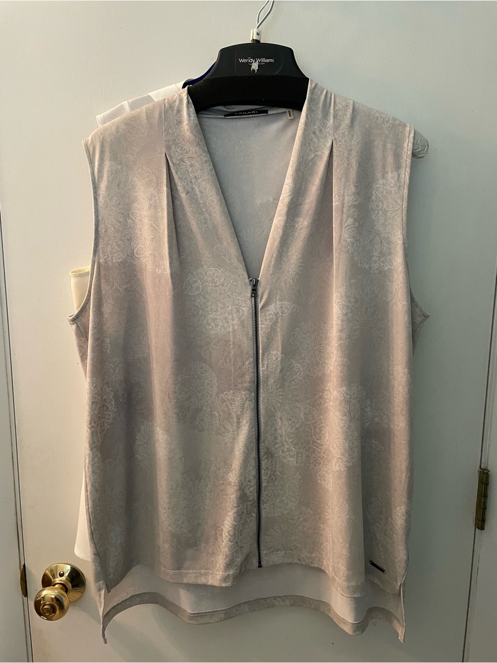 Tahari Light Beige Sleeveless Zip-Front Tank